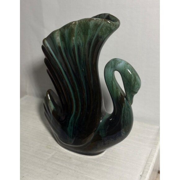 Blue Mountain Pottery Vase Swan Wing Feather Shaped Ceramic Green Drip Glaze 6" - Picture 3 of 9